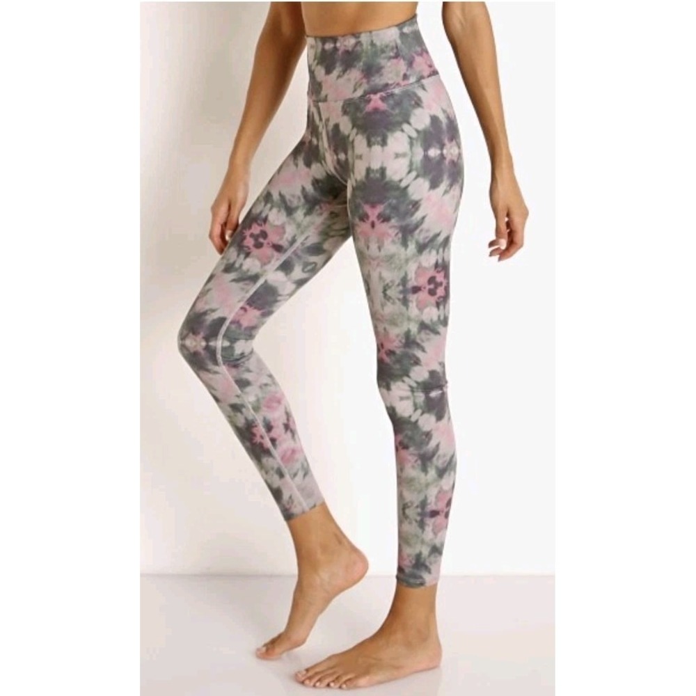 Beach Riot Piper Four Leaf Clover Design Tie Dye Green Pink Legging Sz XS Active